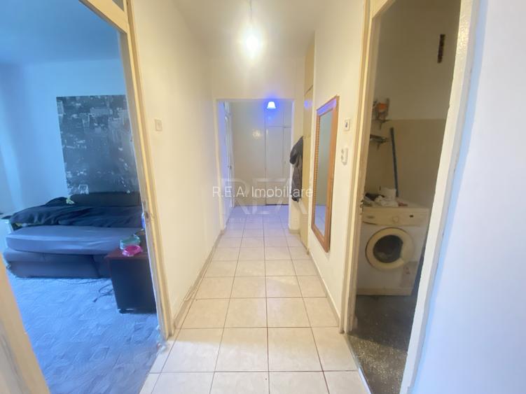 2 camere- Decomandat- Etaj 8/10- Strada Barca/Rahova - 12