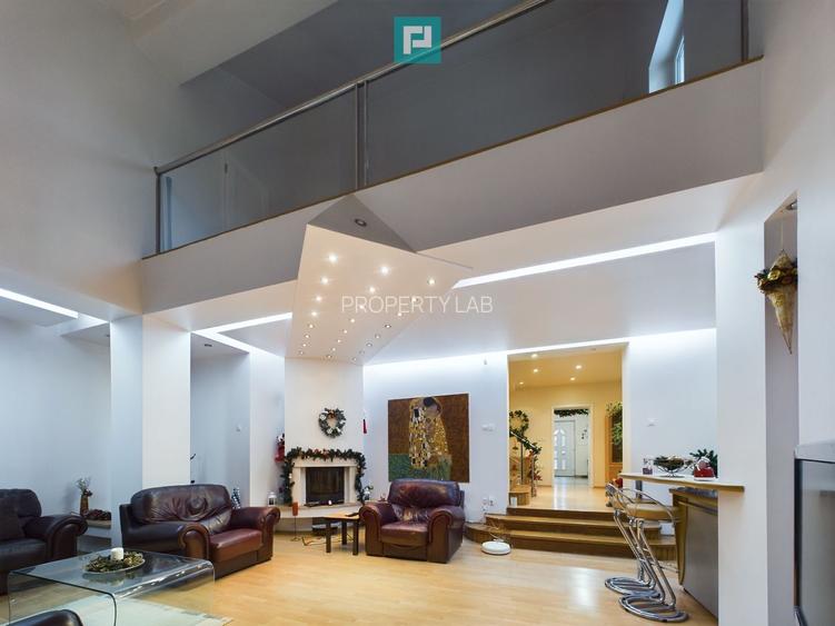 Casă situată Central în Dumbrăvița - 10