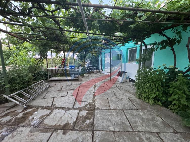 Casă de vânzare în Comuna Orodel – proprietate îngrijită, gata de locuit și cu p - 2