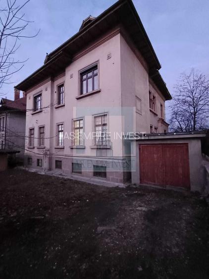 2 Apartamente,  Demisol+Parter, 9 camere - zona Centrul Istoric - 2