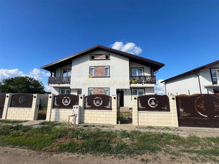 Casa tip Duplex - 2 dormitoare - 2 bai - 325 mp teren - 4