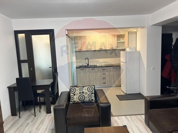 Apartament cu 2 camere în zona Liceul de Arta-Spital nr,1 - 7