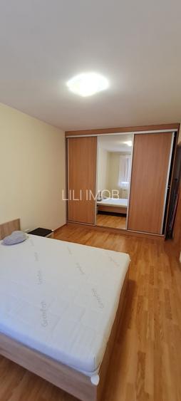 Vand apartament 3 camere foarte spatios - 5