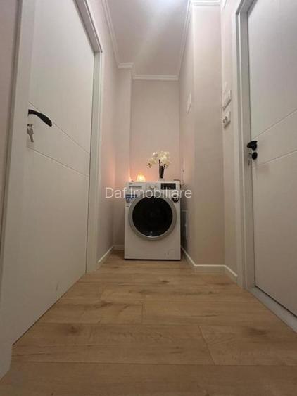 Zona Centrala- Timpuri Noi -Tineretului - 2camere -centrala proprie - 11