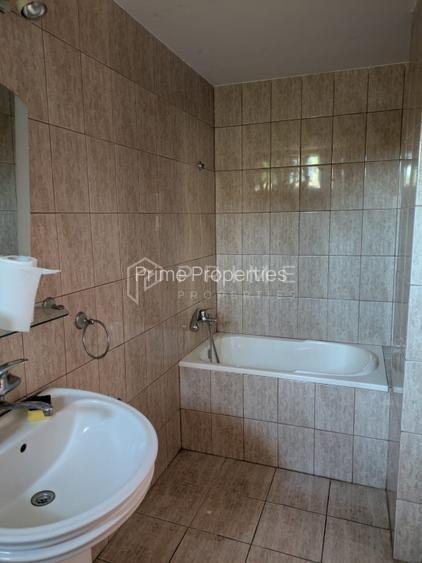 Clădire multifuncțională de vânzare sau închiriere – 7 Noiembrie - 9