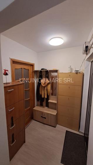 Apartament  2 camere-Zona Sud Paco - etaj 2/4 - 42 mp - 49900 euro negociabil - 6