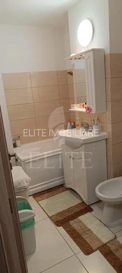 Apartament 3 camere în zona MOGOSOAIA - 7