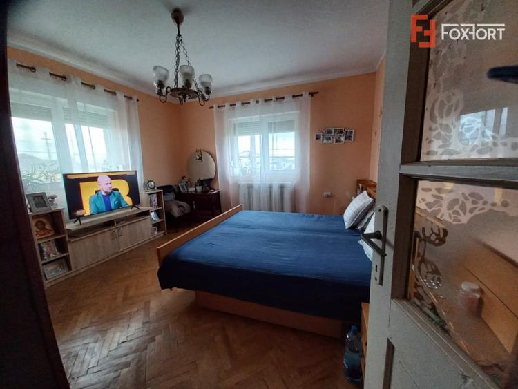 Casa individuala spatioasa cu 6 camere - Ghiroda