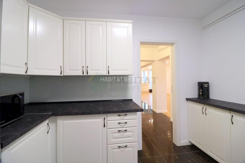 4 Camere (153 mp utili) în Blocul Scala - 22