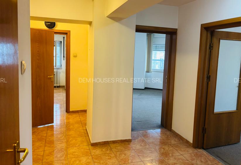 DECEBAL,LOCATIE EXCEPTIONALA,monolit,stradal,vedere Bulevard,liber,reabilitat - 12