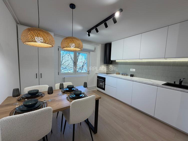 Apartament renovat complet,totul nou,centrala proprie,lângă Bd Unirii - 8