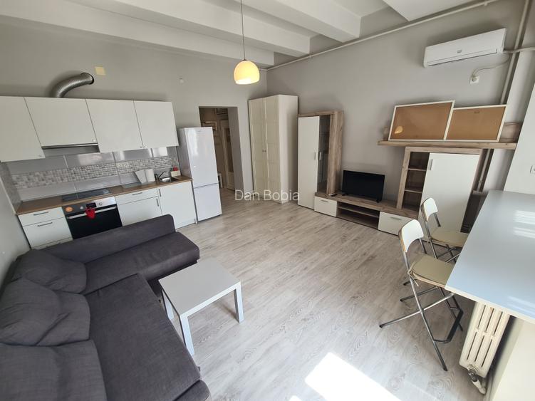 Garsoniera centrala proprie 5 min  m Universitatii - 7