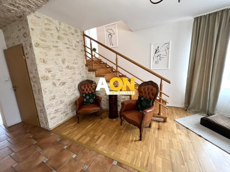 Casa de vanzare - 5 Camere, 2 Bai,  Garaj, 941 mp Teren - 10