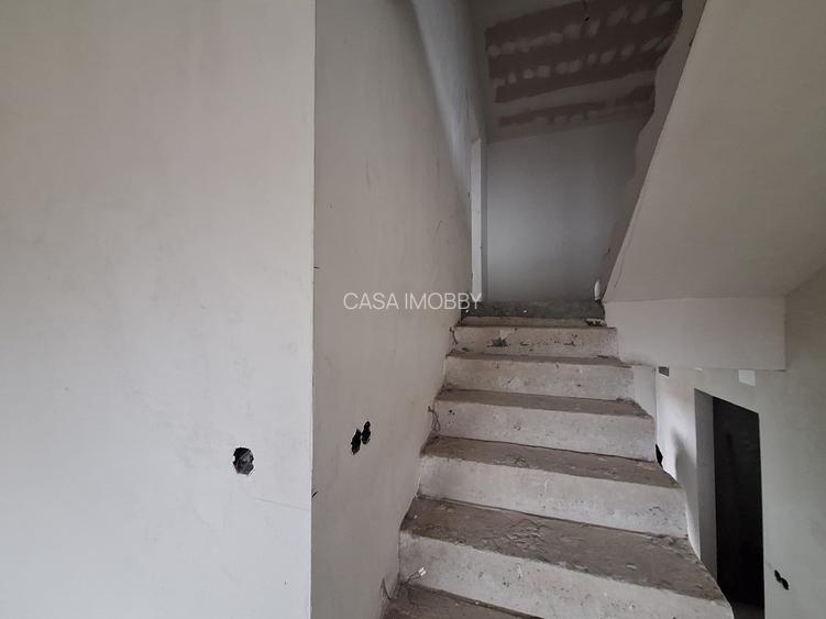 Oportunitate !Casa  de vanzare tip Duplex  ,Dezmir - 12