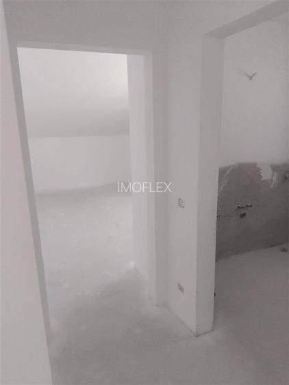 Apartament de vanzare - La Stejari - 12