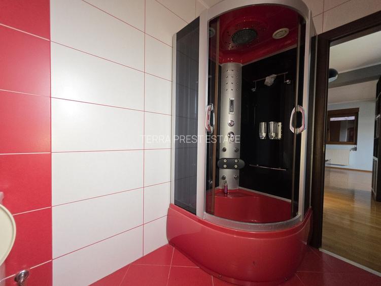 Reducere pret! ! Vila top cu piscina inchisa,  incalzita, barbeque - 6