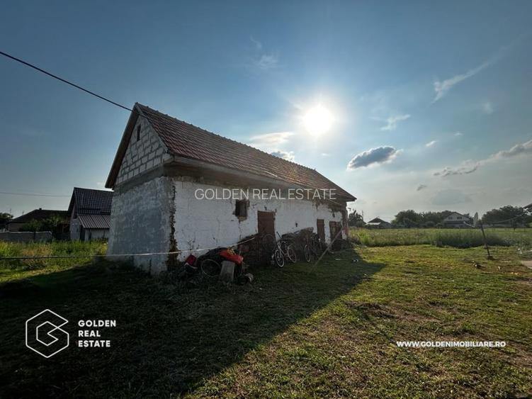 Casa cu teren generos, 2951 mp, comuna Siria - 5
