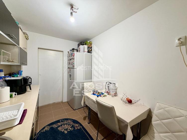 Apartament cu 4 camere,boxa, centrala proprie, Zona Lipovei Timisoara - 9