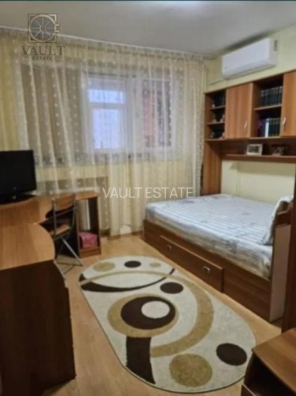 Apartament 3 camere - DECOMANDAT - zona BRANCOVEANU  - 2