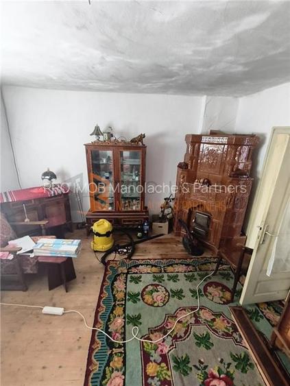 Casa tip parter zona Tisau - 11