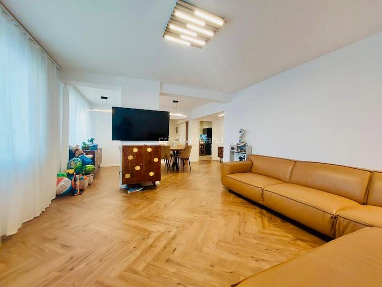 PROPRIETAR VILA IN COMPLEX 405mp const + 630mp teren Fundeni Dobroesti Bucuresti - 10