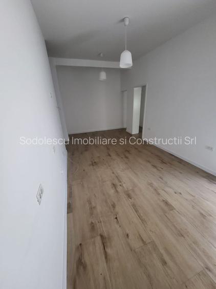 SAD cu 3 camere/acces exterior -Kaufland - 18