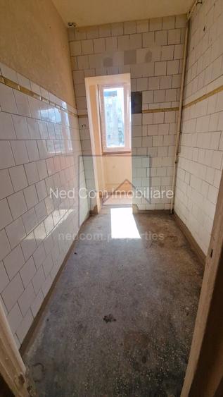 Vanzare apartament 3 camere - 11