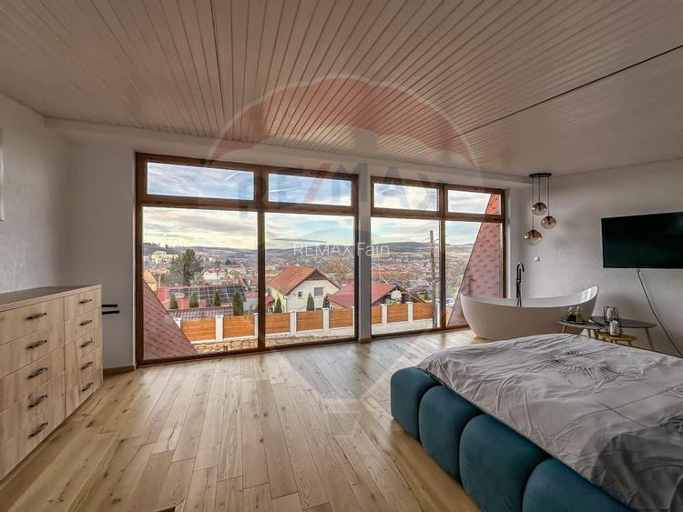 Vila A-frame cu 6 camere de vânzare în Agnita - 13