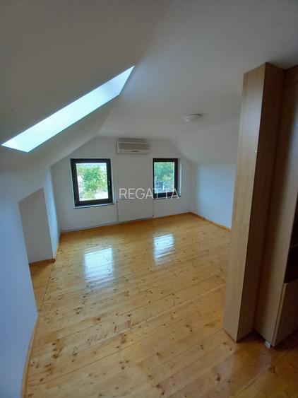 CASA CU TEREN GENEROS IN GRUIU - 16