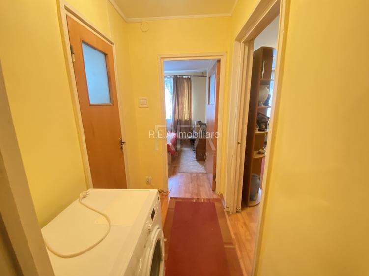 3 Camere- Etaj 2/4- Bloc anvelopat- Bulevardul  Constantin Brancoveanu - 14