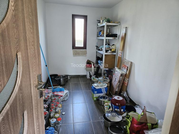 Vand Casa 2 camere 153mp Rusanesti, Olt - 8