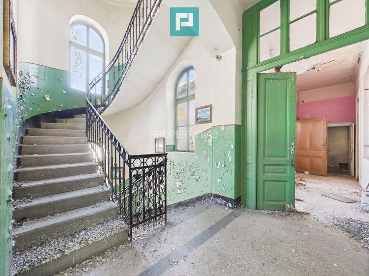 Imobil solid, cu potențial. Ultracentral - 2