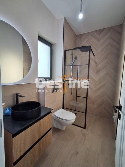  COMISION O %,Miroslava, Casa individuala, P+1+POD,  - 8