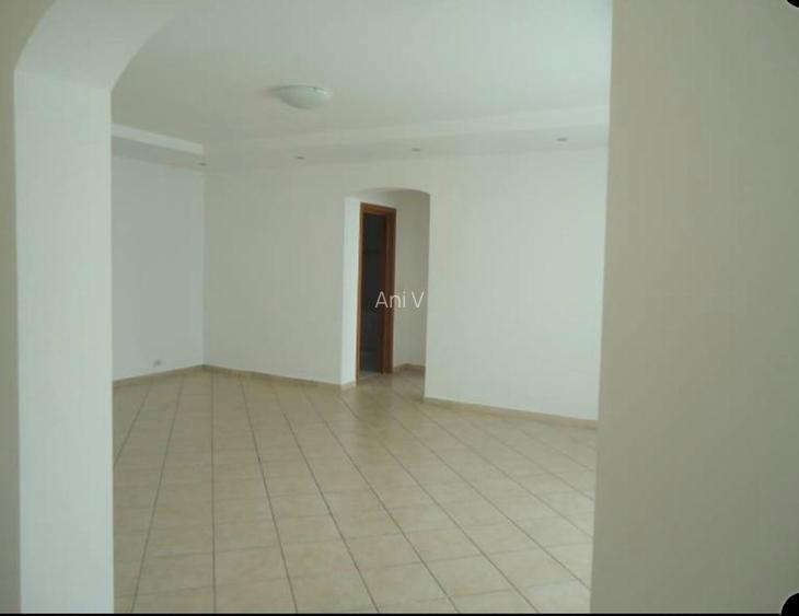 Vila de inchiruat zona Mihai Bravu - 3