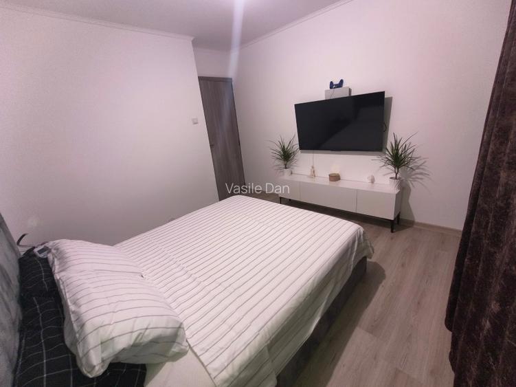 Apartament cu 3 camere decomandat - 4