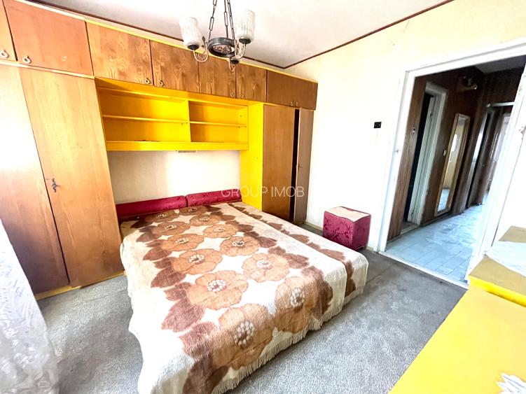 3 decomandate, et 3 - Mioritei , 73 mp, Bloc 1982 - 3