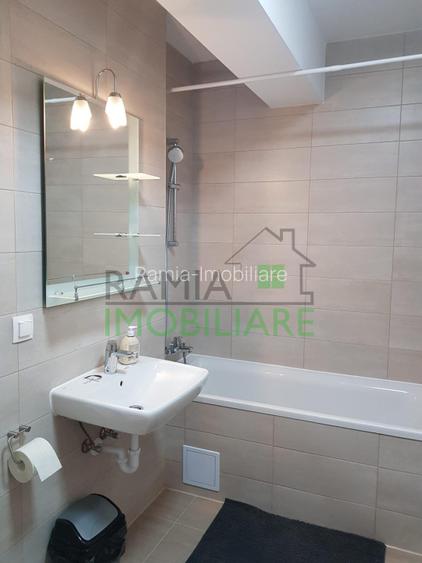 Garsoniera  de inchiriat Avantgarden, parcare, balcon, bloc nou - 5