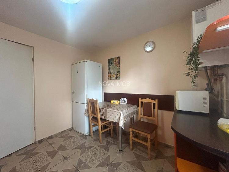 Apartament 3 camere mobilat utilat - Aleea Biruintei - 3