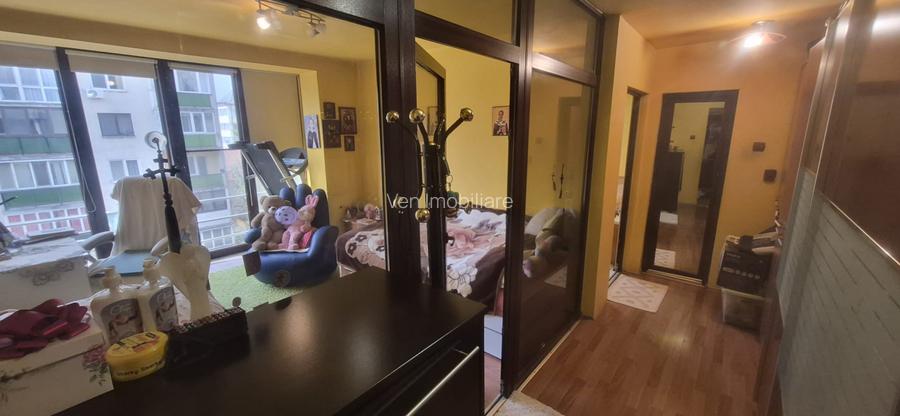 Apartament 3 camere , zona Liceul Liviu Rebreanu - 4