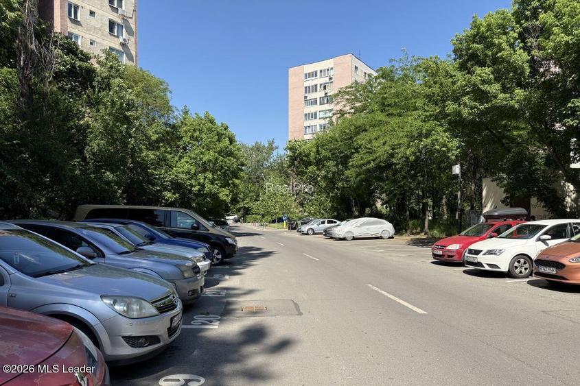 Parc Drumul Taberei, 50 mpu, etaj 2, decomandat, 5 minute de metrou - 14