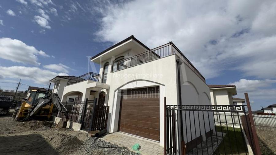 Casa 4 camere de vanzare in Dezmir - 2