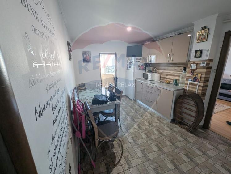 Apartament cu 2 camere de vânzare în zona Sud-Vest - 3