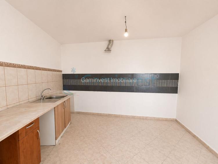 Apartament cu 3 camere de vanzare, Oradea, zona ultracentrala, aproape de teatru - 4