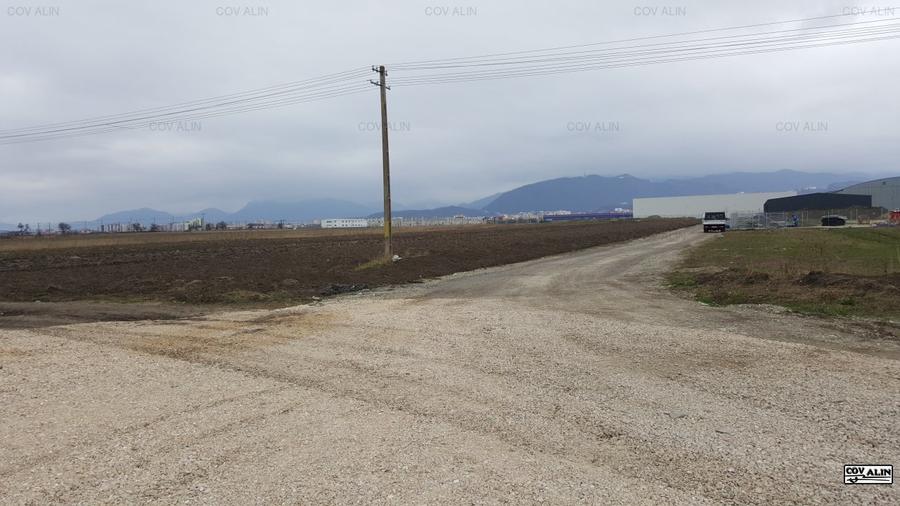 Teren 2100mp in DN 13-strada Durau, PUZ-prestari servicii, hale, depozitare!