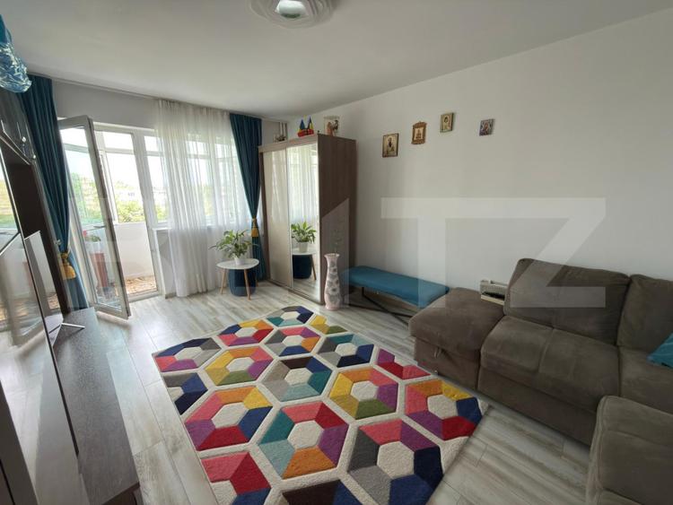 Apartament cu 2 camere, zona Republicii