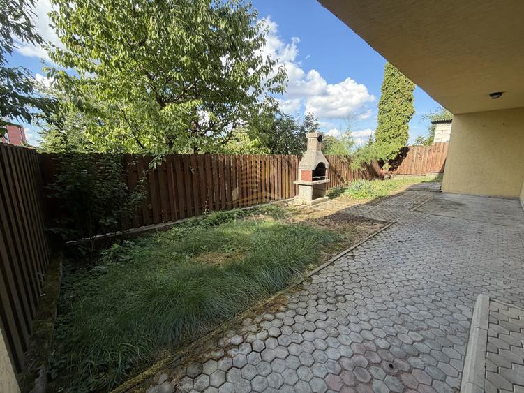 Duplex de Închiriat cu 4 camere | Zona Andrei Muresanu | Zona retrasa