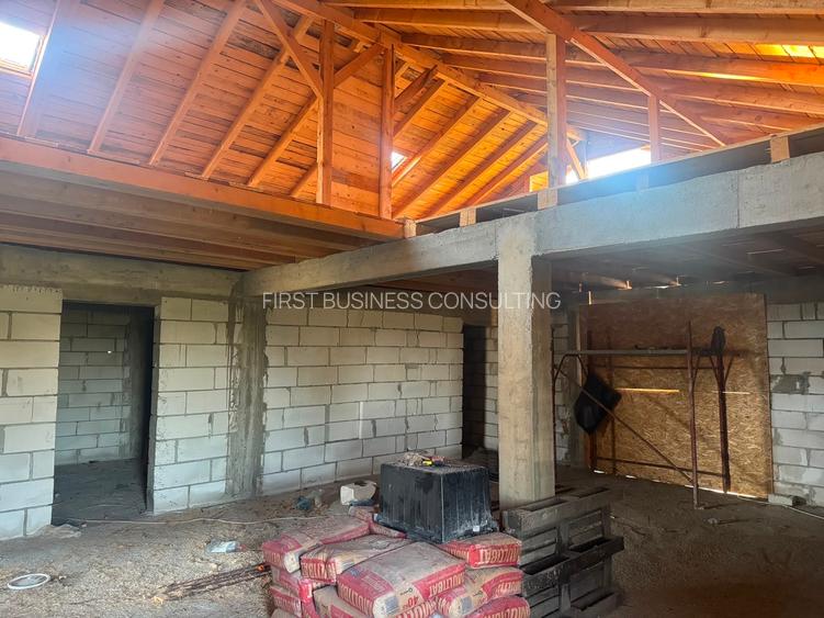 Casa Peris  zona Cocioc  (Nefinalizata) , langa terenul de Golf Bucharest - 14