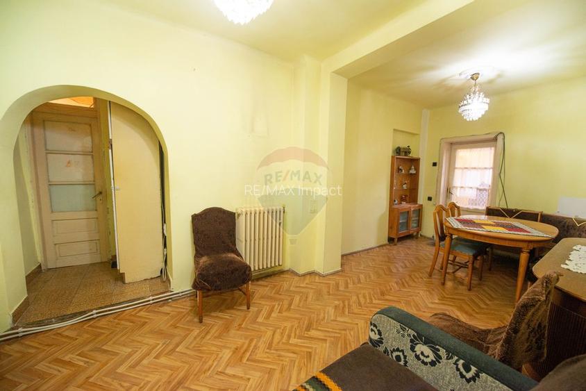 Apartament cu 4 camere 117 mp de vanzare, în curte 150 mp, Ploiesti - 3