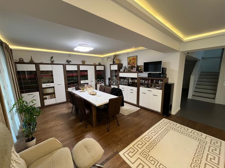 Vanzare Vila 8 camere  - Mogosoaia - 2