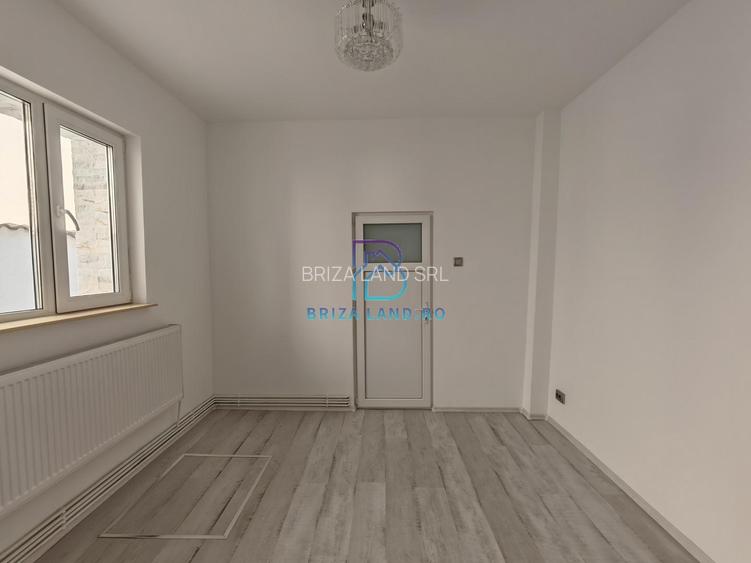 1 Mai, Domenii, casa 2 corpuri, total 4 camere, 3 bai, 2 bucatarii, teren 118mp - 14